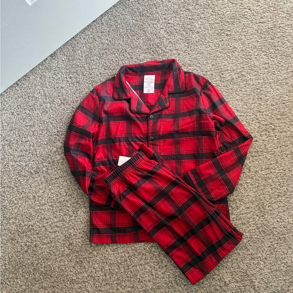 Mom & Me Matching PJ’s (NEW) - Picture 3 of 5